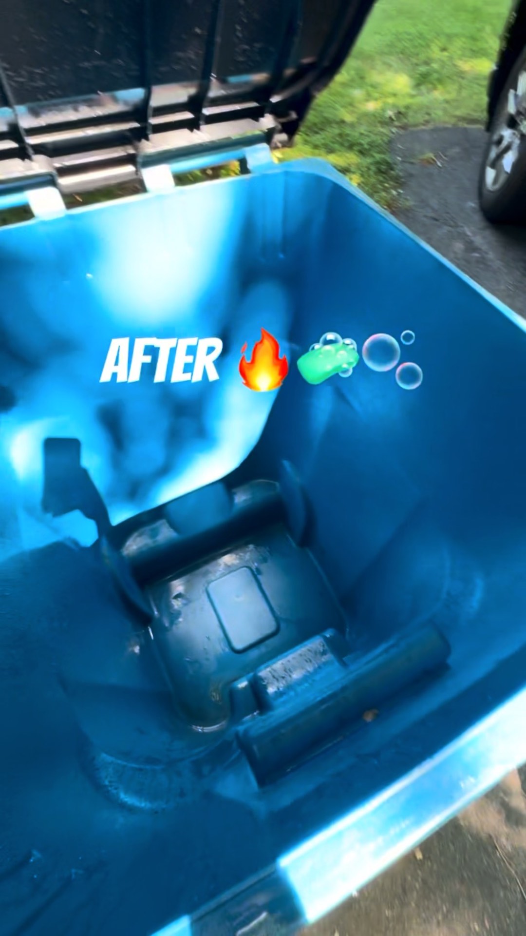 Clean residential trash can after Can Clean service in Conover, NC